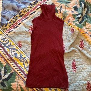 Maroon sleeveless turtleneck sweater